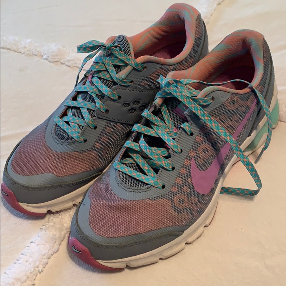 Nike woman’s running shoes